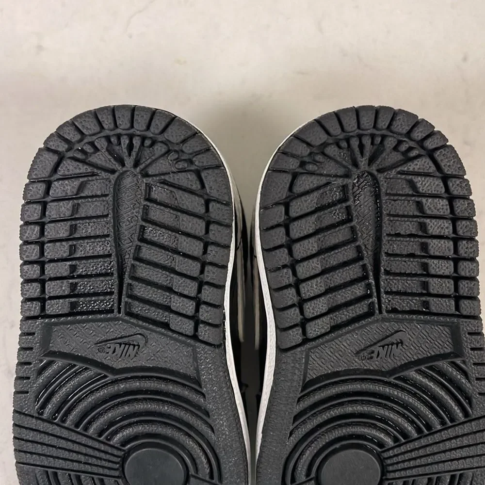 Air Jordan J Man Slip-On For Boys Black Elephant Print 364704-011 Size 4C